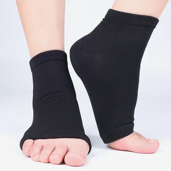 1 Çift Ayak Bakımı Çorap Nemlendirici Jel Topuk İnce Delikli Kırık Ayak Cilt Bakımı Koruyucuları Ayak Bakımı Aracı Koruyucu