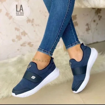 Kadınların gündelik spor ayakkabıları 2023 Yaz Yeni Nefes Platformu üzerinde Kayma kadın Ayakkabı moda ışık Bayanlar düz ayakkabı Loafer'lar